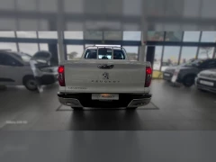 PEUGEOT LANDTREK DOUBLE CAB 1.9D ACTIVE 4X4 MT