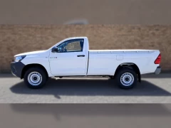 TOYOTA  HILUX SC 24 GD6 RB SR 6MT