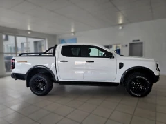FORD RANGER DOUBLE CAB 3.0L V6 TREMOR 4WD 10AT