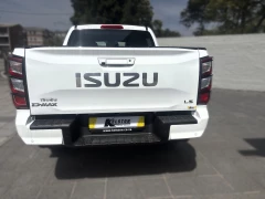 ISUZU 1.9 DDI DOUBLE CAB 4X4 LS AUTOMATIC RHD