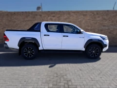 TOYOTA  HILUX DC 28 RB LDRS AT MH