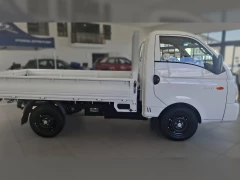 HYUNDAI H100 BAKKIE 2.6 SKD DECK F/L