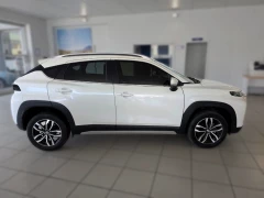 2024 Toyota Starlet Cross 15l Xr Mt