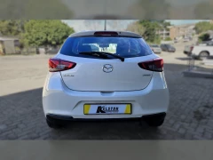 2021 Mazda  Mazda2 15l Dynamic 6mt 5 Door My15