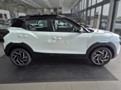 MAHINDRA XUV3X0 1.2T AX7L AT