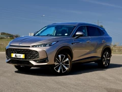 2025 Mg Hs Luxury 1.5t A/t
