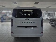 FORD TOURNEO CUSTOM 2.0L SWB TITANIUM X 8AT