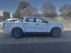 2025 Isuzu 1.9 Ddi Double Cab 4x4 X-rider A/t