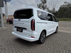 FORD TOURNEO CUSTOM 2.0L SWB TITANIUM X 8AT