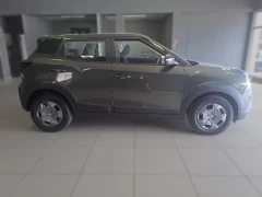 MAHINDRA XUV3X0 1.2T MX2 AT