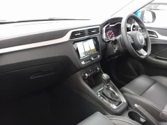 MG ZS 1.5 LUXURY A/T