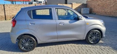 TOYOTA VITZ 1.0 XR MT