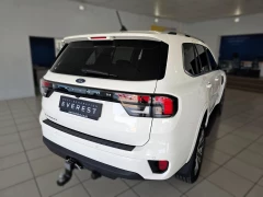 FORD EVEREST 3.0L V6 PLATINUM 4WD 10AT