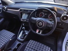 MG ZS 1.5 COMFORT A/T