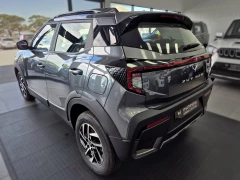 MAHINDRA XUV3X0 1.2T AX5 MT