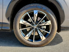 2025 Mg Hs Luxury 1.5t A/t