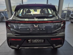 MAHINDRA XUV3X0 1.2T AX5 MT