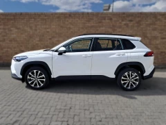 TOYOTA  COROLLA CROSS 18 XR