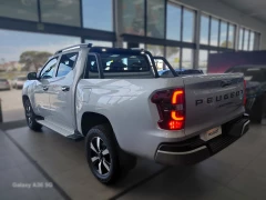 PEUGEOT LANDTREK 1.9 TD 4ACTION DOUBLE CAB 4X4 AT