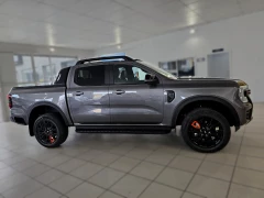 FORD RANGER DOUBLE CAB 3.0L V6 WILDTRAK 4WD 10AT