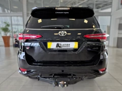 2025 Toyota Fortuner 28gd-6 4x4 Gr-s At
