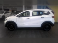 RENAULT TRIBER 1.0L EVOLUTION
