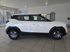 MAHINDRA XUV3X0 1.2T MX2 MT