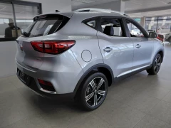 MG ZS 1.5 LUXURY A/T