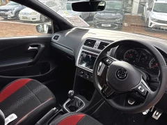 VOLKSWAGEN POLO VIVO 1.0 TSI 81KW GT