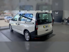2025 Volkswagen Caddy Kombi 16i