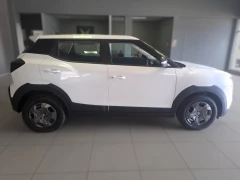 MAHINDRA XUV3X0 1.2T MX3 AT