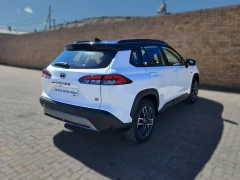 TOYOTA  COROLLA CROSS 18 GR-S