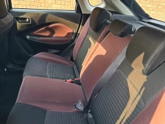 TOYOTA STARLET CROSS 1.5L XS MT