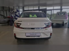 HYUNDAI GRAND I10 12 EXECUTIVE SEDAN
