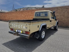 2023 Toyota Land Cruiser 79 4.5 Diesel V8 Single Cab