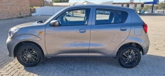 TOYOTA VITZ 1.0 XR MT