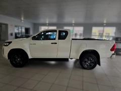 2023 Toyota Hilux Extra Cab 2.4 Gd-6 Rb Raider 6at