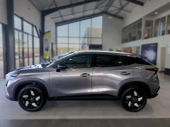 OMODA C5 HEV