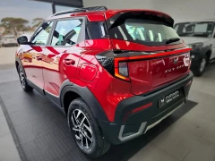 MAHINDRA XUV3X0 1.2T AX5 MT