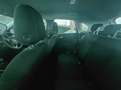 2022 Opel Crossland 12