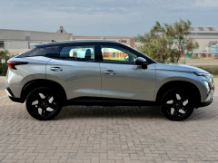 OMODA C5 HEV
