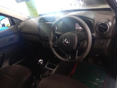 RENAULT KWID 1.0L TECHNO