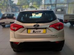 2022 Mahindra Xuv 300 W6 12t