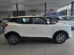 2022 Mahindra Xuv 300 W8 Diesel 1.5 Mt