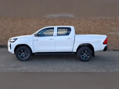 TOYOTA  HILUX DC 24 GD6 RB RAI 6MT