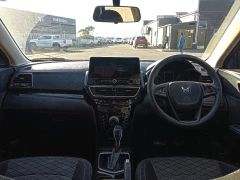 2025 Mahindra Xuv3x0 1.2t Mx3 At