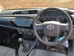 TOYOTA  HILUX SC 24 GD S AC 5MT