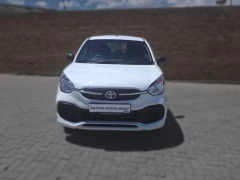 TOYOTA VITZ 10 MT 