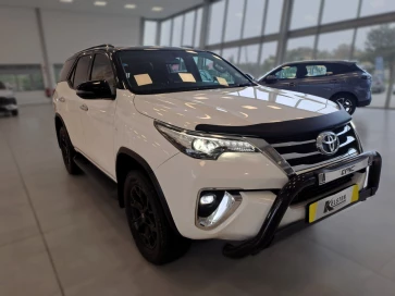 2020 Toyota Fortuner 28gd-6 Epic Black At