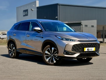 2025 MG HS Luxury 1.5T A/T